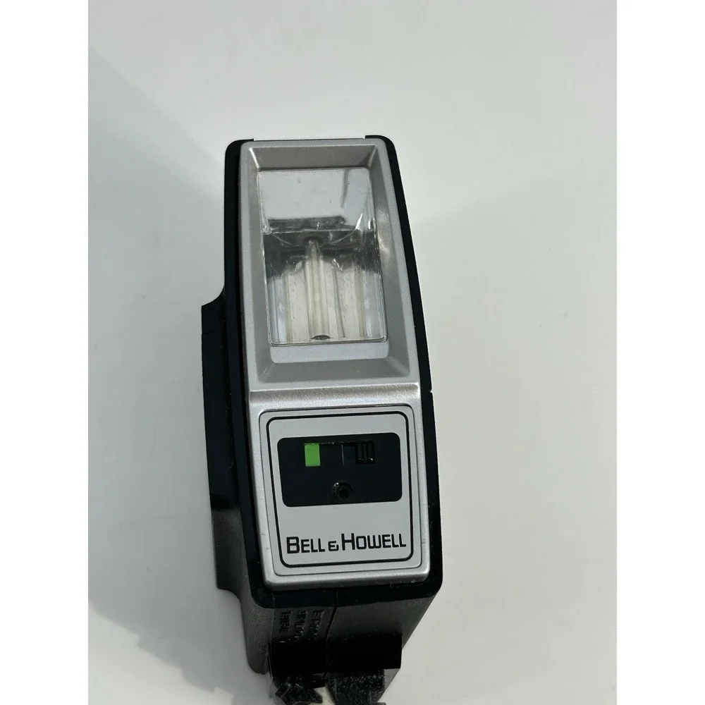 Vintage Bell & Howell Automatic 860 Flash Unit For Vintage Cameras W/ Box
